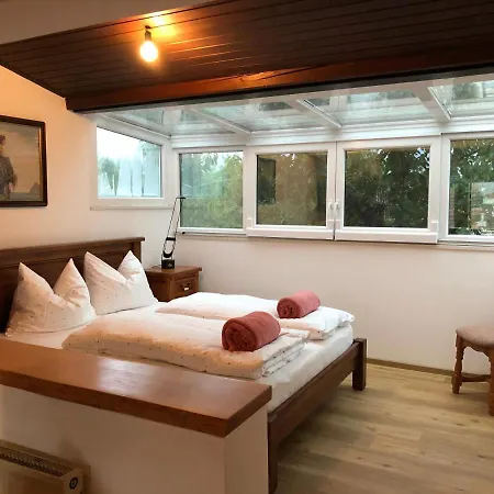 Aine Appartement *